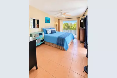 79901 Overseas Highway #APT 220, Upper Matecumbe Key Islamorada, FL 33036 - Photo 1