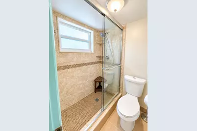 79901 Overseas Highway #APT 220, Upper Matecumbe Key Islamorada, FL 33036 - Photo 9