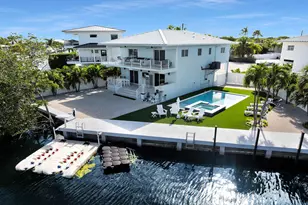107 Azalea St, Plantation Key, FL 33070 - Photo 1