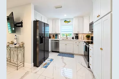 36 Gumbo Limbo Avenue, Key Largo, FL 33037 - Photo 5