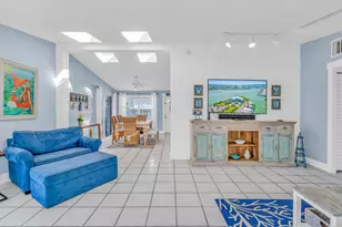 97 Coral Ln, Key Colony, FL 33051 - Photo 9