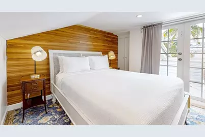 1011 Whitehead Street, Key West, FL 33040 - Photo 9
