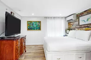 1011 Whitehead St, Key West, FL 33040 - Photo 17