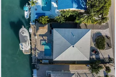 232 W Seaview Drive, Duck Key, FL 33050 - Photo 5