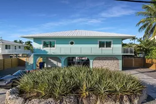 232 W Seaview Dr, Duck Key, FL 33050 - Photo 1