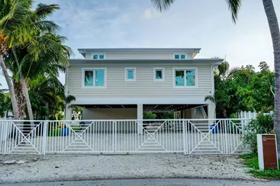 328 S Coconut Palm Boulevard, Plantation Key, FL 33070 - Photo 3