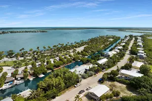 49 Blue Water Dr, Lower Sugarloaf Key, FL 33040 - Photo 43