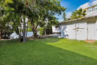 6 Beach Drive, Lower Sugarloaf Key, FL 33040 - Photo 3