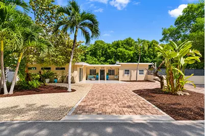 230 Key Honey Lane, Plantation Key, FL 33070 - Photo 1