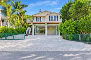 308 Vaca Rd, Key Largo, FL 33037 - Photo 1