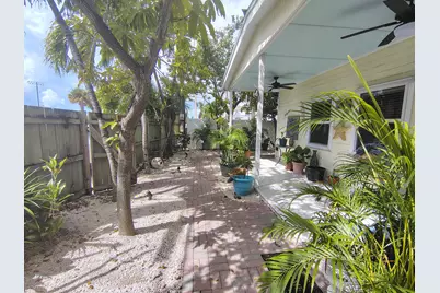 5435 5th Avenue, Key West, FL 33040 - Photo 1