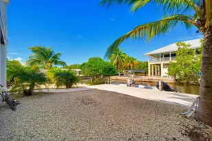 27307 Martinique Ln, Ramrod Key, FL 33042 - Photo 43