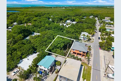 105 Pacific Avenue, Key Largo, FL 33070 - Photo 13