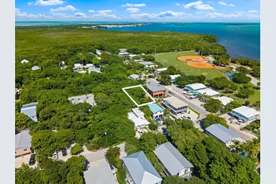 105 Pacific Avenue, Key Largo, FL 33070 - Photo 15