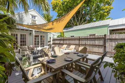 830 Johnson Lane, Key West, FL 33040 - Photo 15