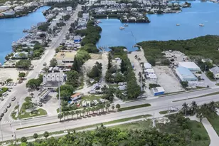 13755 Overseas Hwy, Marathon, FL 33050 - Photo 1