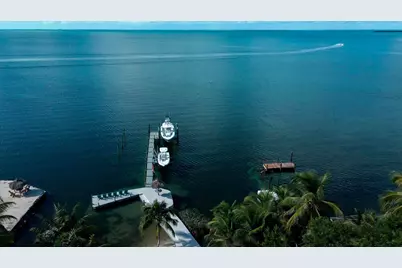 16 Avacado Street, Upper Matecumbe Key Islamorada, FL 33036 - Photo 17