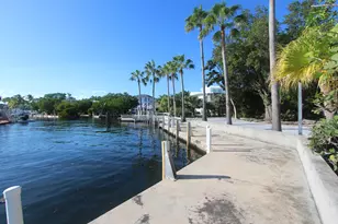 80 Ocean Front Dr, Key Largo, FL 33037 - Photo 23