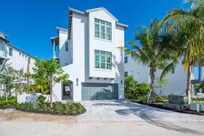 59720 Overseas Highway #13, Marathon, FL 33050 - Photo 1