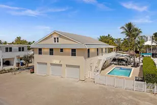 28 Center Ln, Key Largo, FL 33037 - Photo 1