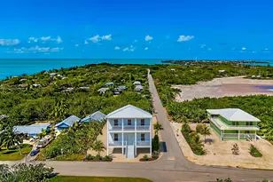 317 Tropical Ave, Marathon, FL 33050 - Photo 1
