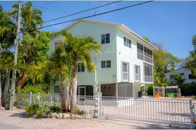 464 Lime Drive, Key Largo, FL 33037 - Photo 1
