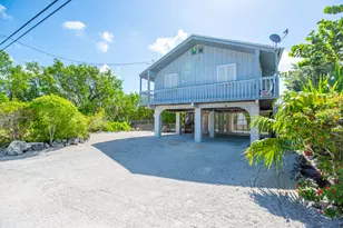 681 W Indies Dr, Ramrod Key, FL 33042 - Photo 1