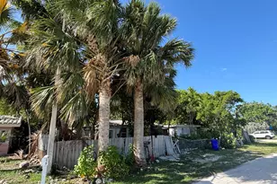 2433 Linda Ave, Key West, FL 33040 - Photo 1