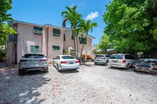 909 & 913 Thomas St, Key West, FL 33040 - Photo 1