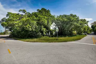 204 Ocean Blvd, Key Largo, FL 33070 - Photo 1