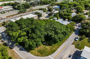 204 Ocean Blvd, Key Largo, FL 33070 - Photo 1