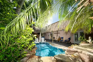 810 Madrid Rd, Key Largo, FL 33037 - Photo 1