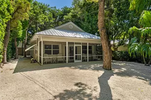 150 Apache St, Plantation Key, FL 33070 - Photo 1
