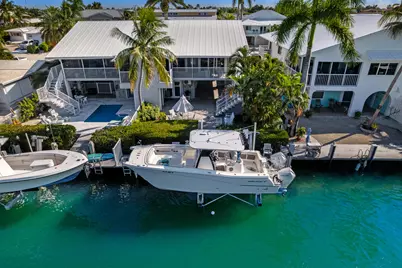 641 9th Street, Key Colony Beach, FL 33051 - Photo 1