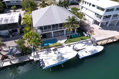 112 Leoni Drive, Plantation Key, FL 33036 - Photo 1