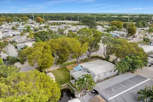 7 Avenue D, Key Largo, FL 33037 - Photo 1