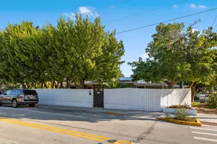 1221 20th St, Key West, FL 33040 - Photo 1
