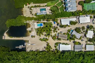 81200 Overseas Hwy, Upper Matecumbe Key Islamorada, FL 33036 - Photo 1