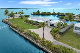 76 Ocean Dr, Key Largo, FL 33037 - Photo 1