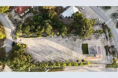 106309 Overseas Highway, Key Largo, FL 33037 - Photo 1