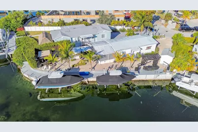 1127 Gulfstream Lane, Key Largo, FL 33037 - Photo 1