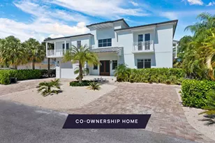 220 14th St, Key Colony Beach, FL 33051 - Photo 1