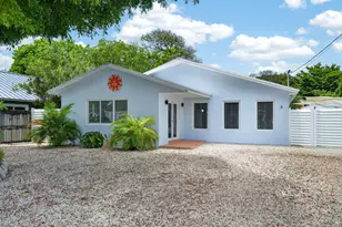 8 North End Rd, Key Largo, FL 33037 - Photo 1