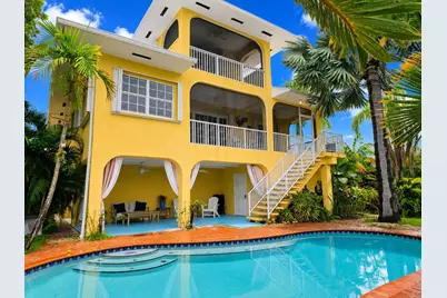 1058 E Buttonwood Drive, Sugarloaf Key, FL 33042 - Photo 1
