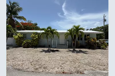 424 Collins Street, Key Largo, FL 33037 - Photo 1