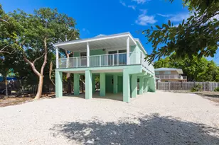 224 W Seaview Dr, Duck Key, FL 33050 - Photo 1