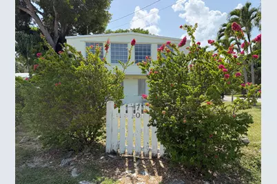 70 Shoreland Drive, Key Largo, FL 33037 - Photo 1