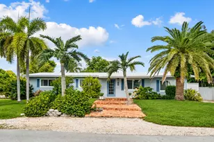 160 Ridge St, Plantation Key, FL 33070 - Photo 1