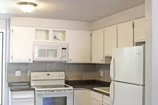330 Gahart Dr, Colorado Springs, CO 80916 - Photo 7