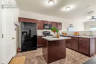 1828 Final View Aly, Colorado Springs, CO 80910 - Photo 5